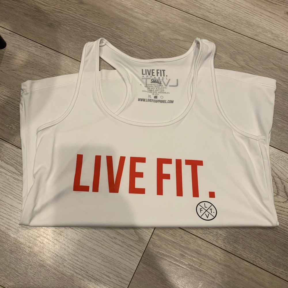 Live fit apparel medium